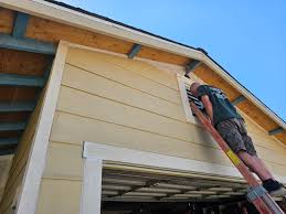 Best Vinyl Siding Installation  in Moses Lake, WA